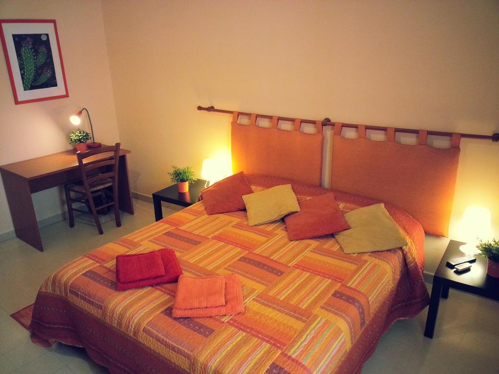 B&B Sunflower Κατάνια Δωμάτιο φωτογραφία