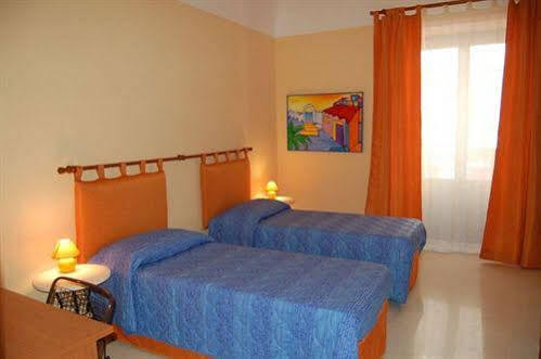 B&B Sunflower Κατάνια Εξωτερικό φωτογραφία